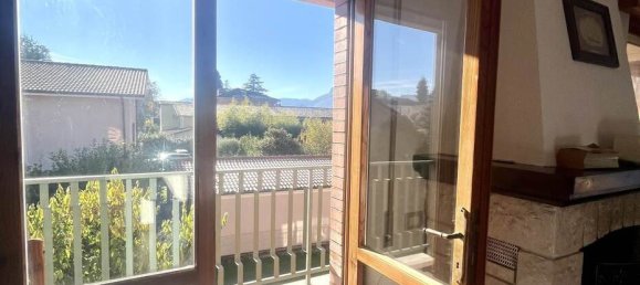 2 غرف نوم شقة في Barga, Italy رقم 9991 29