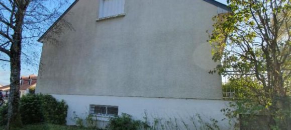 4 bedrooms House in Saint-Maur, France No. 45150 9