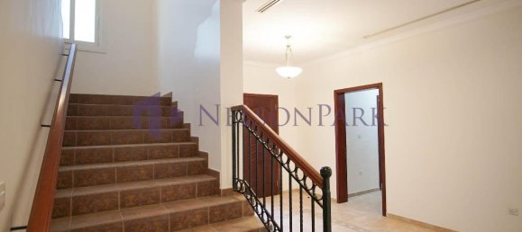 3 bedrooms Villa in Doha, Qatar No. 2206 7