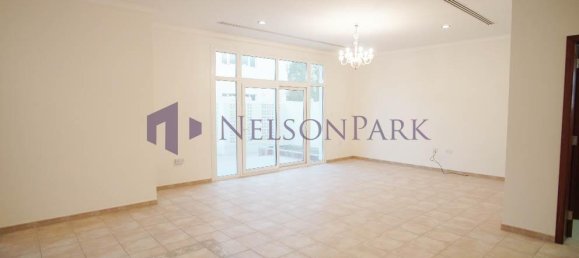 3 bedrooms Villa in Doha, Qatar No. 2206 4