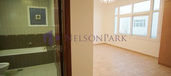 3 bedrooms Villa in Doha, Qatar No. 2206 8