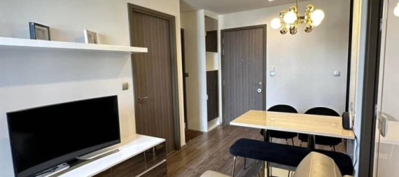 2 bedrooms Condo in Bangkok, Thailand No. 24275 4