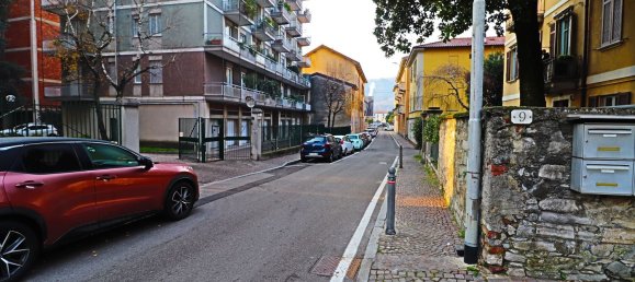 Квартира с 4 комнатами в Комо, Италия № 157157 9