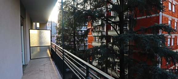 Квартира с 4 комнатами в Комо, Италия № 157157 15