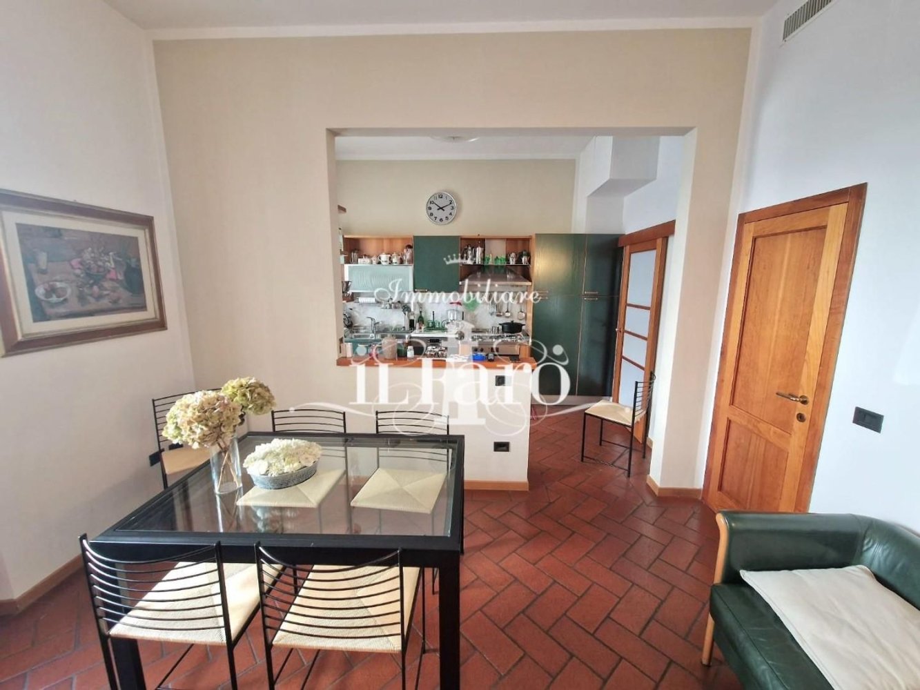 5 bedrooms Apartment in Campi Bisenzio, Italy No. 319694