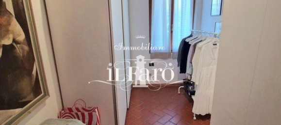 5 bedrooms Apartment in Campi Bisenzio, Italy No. 319694 26
