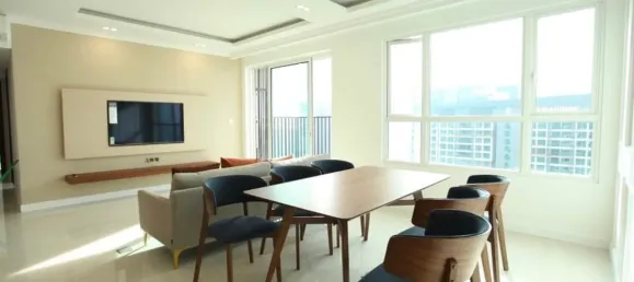 3 dormitorios apartamento en alquiler en Thu Duc, Ho Chi Minh, Vietnam № 74862 2