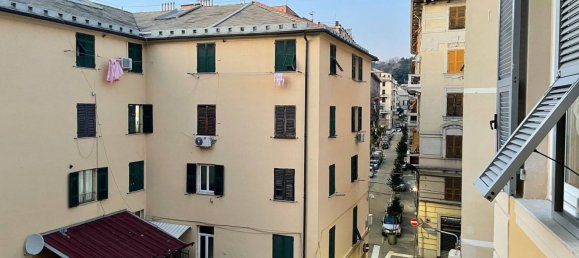 3-salle Appartement à Genoa, Italy No. 36212 10