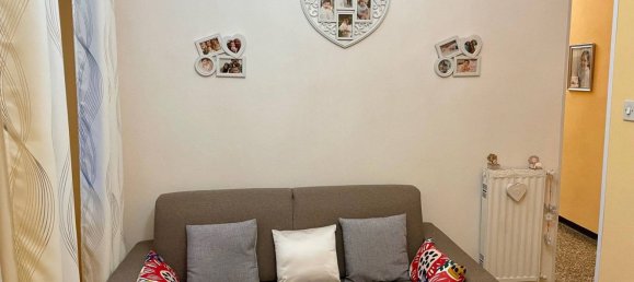 3-salle Appartement à Genoa, Italy No. 36212 5