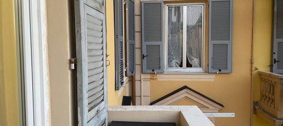 3-salle Appartement à Genoa, Italy No. 36212 13