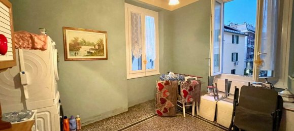 3-salle Appartement à Genoa, Italy No. 36212 14