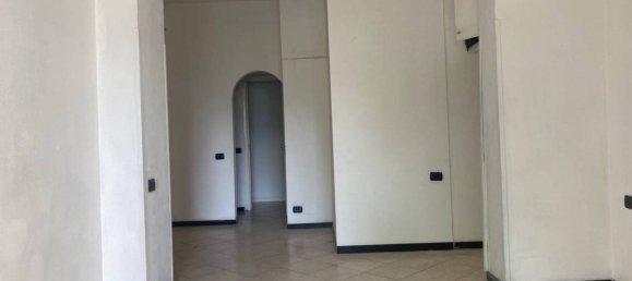 2 rooms Commercial property in Como, Italy No. 99095 4
