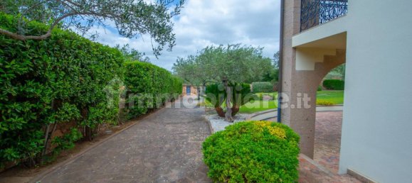 4 bedrooms Villa in Sassari, Italy No. 306549 8
