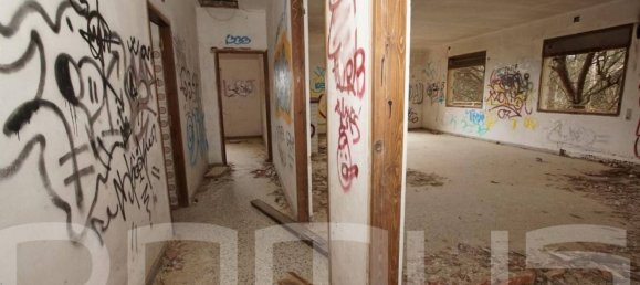 4 bedrooms House in Piera, Spain No. 170815 8