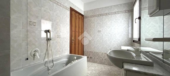 3 Schlafzimmer Villa in Isola della Scala, Italy, Nr. 272889 18