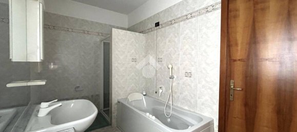 3 Schlafzimmer Villa in Isola della Scala, Italy, Nr. 272889 19