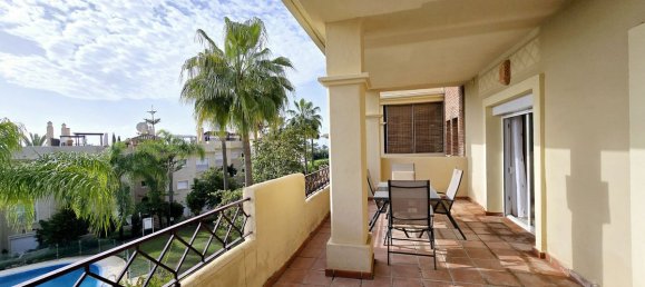 Apartamento de 3 dormitorios en Estepona, Spain No. 79286 21