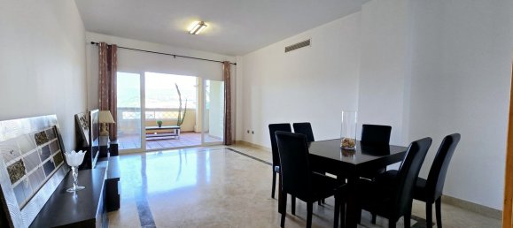 Apartamento de 3 dormitorios en Estepona, Spain No. 79286 23