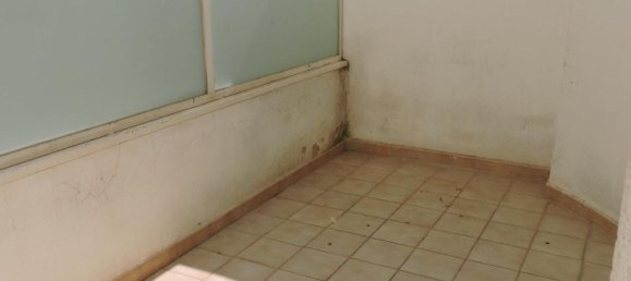 Apartamento de 3 dormitorios en Valencia, Spain No. 186504 14