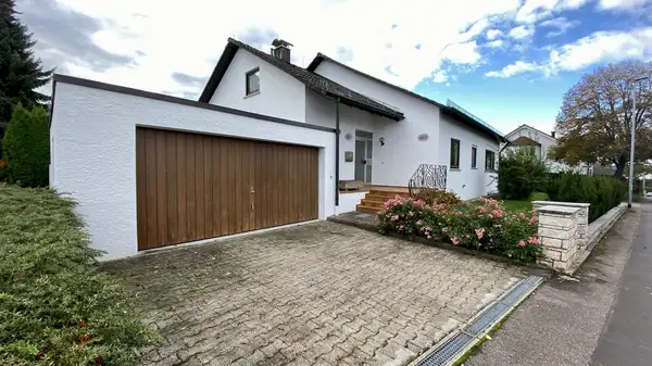 4 bedrooms House in Baden-Wurttemberg, Germany No. 97087