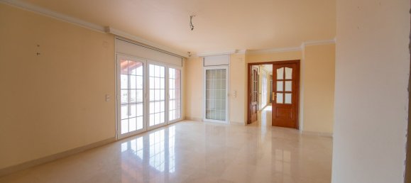 6 bedrooms House in Tarragona, Spain No. 3113 8