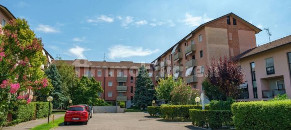 2 bedrooms Apartment in Cernusco sul Naviglio, Italy No. 332197 3