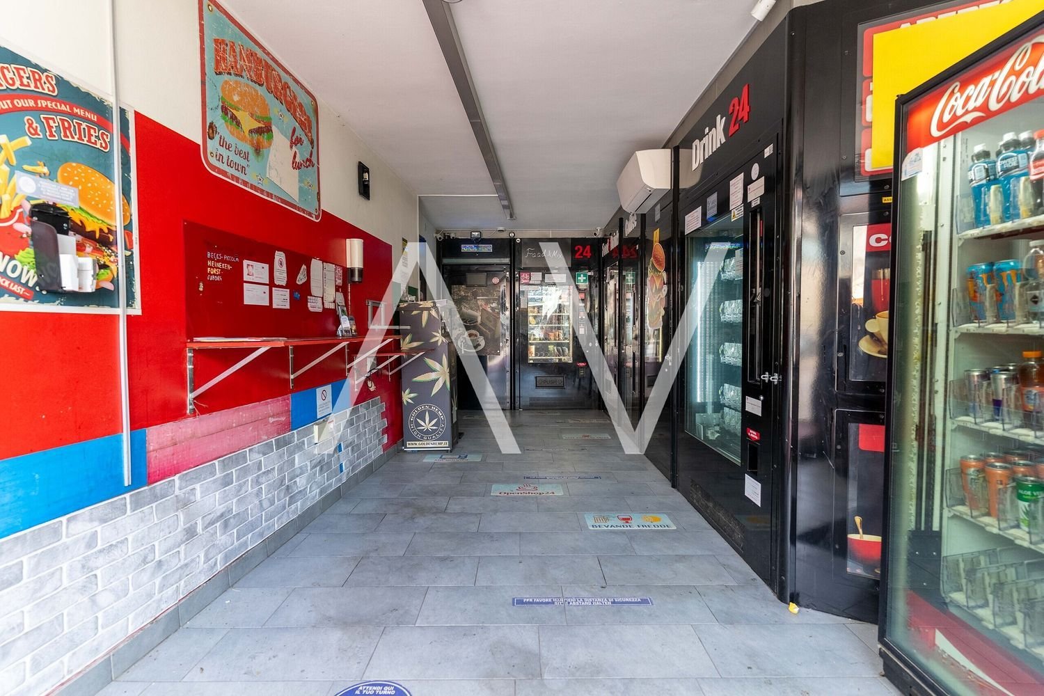 Propiedad comercial en Trentino-Alto Adige, Italy 96 m² No. 296606