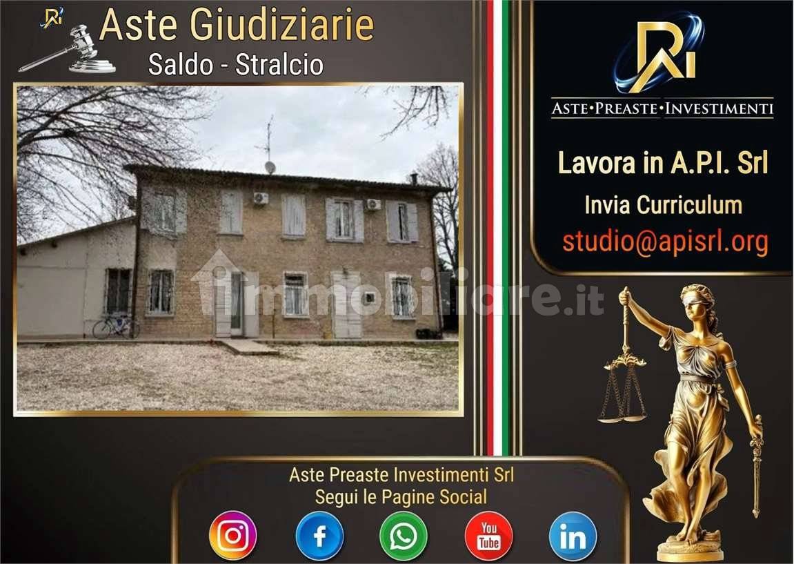 4 غرف نوم منزل في Ravenna, Italy رقم 299118