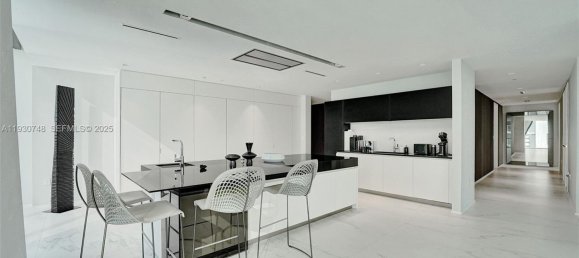 4 bedrooms Commercial property for sale in Miami, Miami-Dade, Florida, USA № 614733 25