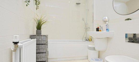 2 bedrooms Apartment in Barking, United Kingdom No. 12477 17