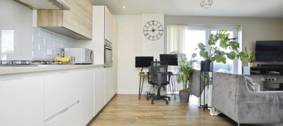2 bedrooms Apartment in Barking, United Kingdom No. 12477 8