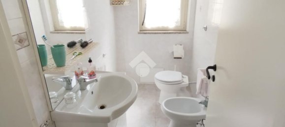 4 bedrooms House in Cervaro, Italy No. 226161 3