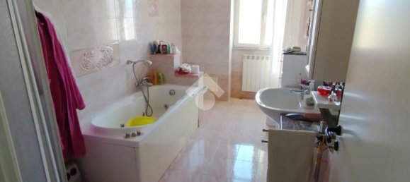 4 bedrooms House in Cervaro, Italy No. 226161 10