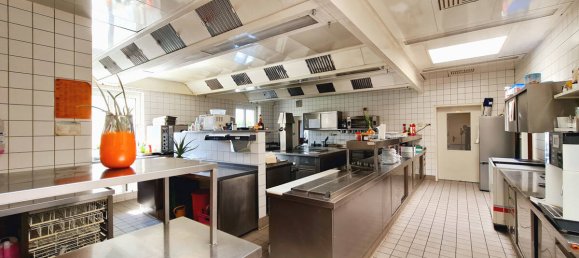 3000m² Building in Kelheim, Germany No. 244550 19