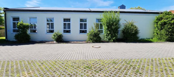 3000m² Building in Kelheim, Germany No. 244550 3