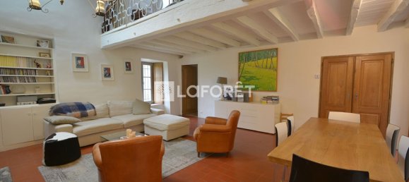 4 bedrooms House in Yevre-la-Ville, France No. 157681 11