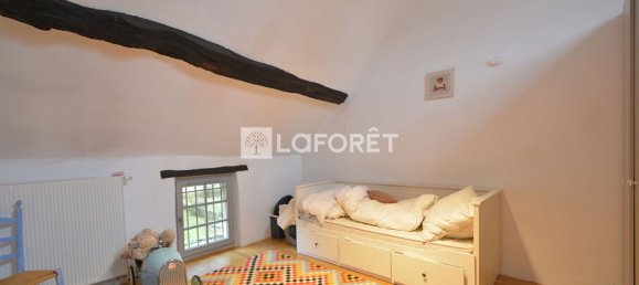 4 bedrooms House in Yevre-la-Ville, France No. 157681 27