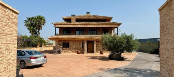 Casa de 5 dormitorios en San Miguel de Salinas, Spain No. 152207 4