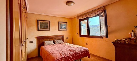 Casa de 5 dormitorios en San Miguel de Salinas, Spain No. 152207 15