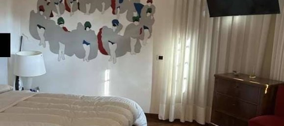3 bedrooms Apartment in Erba, Italy No. 3909 9