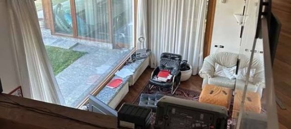 3 bedrooms Apartment in Erba, Italy No. 3909 4