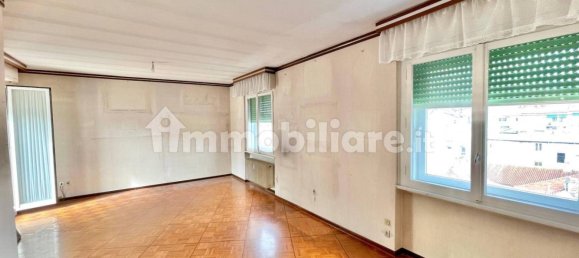 2 bedrooms Apartment in Trieste, Italy No. 9376 8