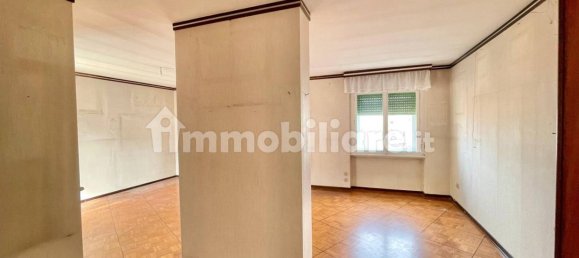 2 bedrooms Apartment in Trieste, Italy No. 9376 6