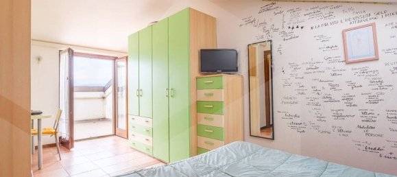 Квартира с 5 комнатами в Буссоленго, Италия № 18548 6