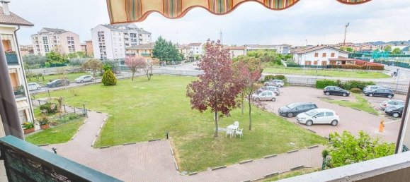 Квартира с 5 комнатами в Буссоленго, Италия № 18548 10