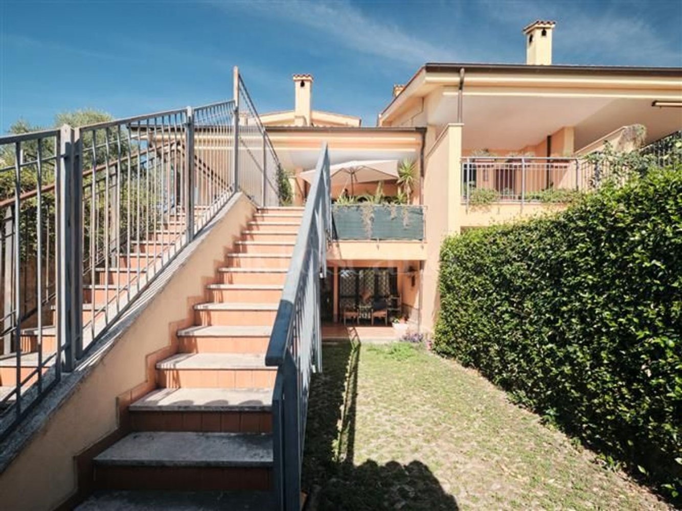 5 bedrooms Villa in Albano Laziale, Italy No. 348465