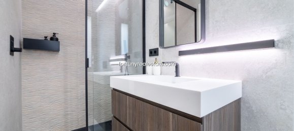 3 bedrooms Apartment in Madrid, Spain No. 143471 24