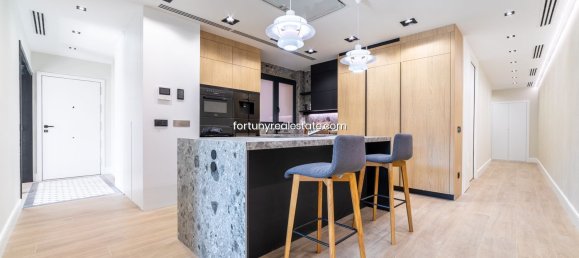 3 bedrooms Apartment in Madrid, Spain No. 143471 7