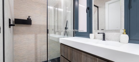 3 bedrooms Apartment in Madrid, Spain No. 143471 11