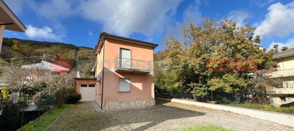 4 Schlafzimmer Haus in Rieti, Italy, Nr. 139174 2